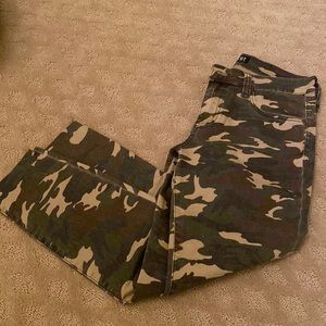 NWT camo pants